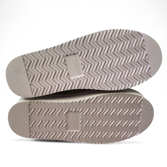 Fireside by Dearform Genuine Shearling Lilac Boot Size 9 Coquette Girl Fairycore - Picture 8 of 10